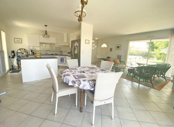 Maison à vendre 5 pièces LACANAU (33)