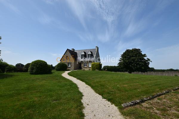 Vente
                Maison161 m² - 7 Pièces -
                    PLABENNEC (29860)