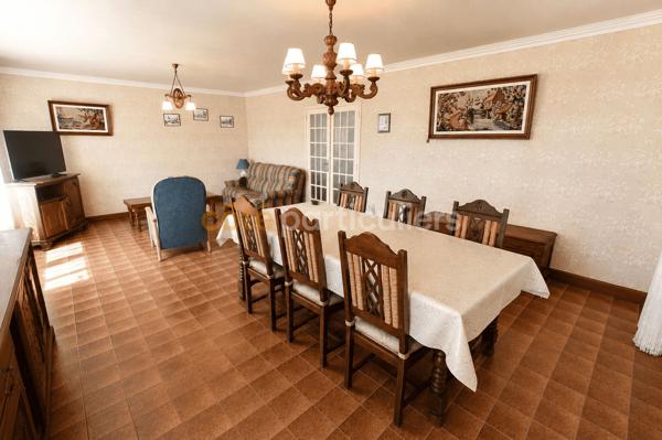 Vente
                Maison161 m² - 7 Pièces -
                    PLABENNEC (29860)