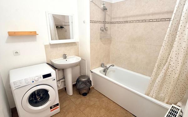 Appartement à louer    3 pièces •  Le Blanc-Mesnil