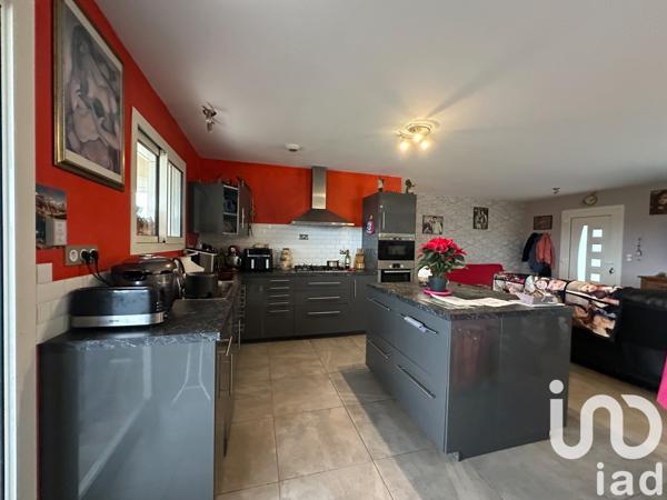 Maison 5 pièces de 110 m² à Lédat (47300)