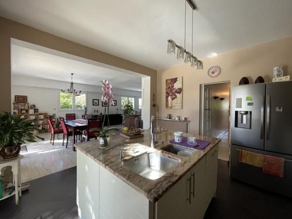 Maison/villa · Vente Le Bouscat (33110) 7 pièces · 200m²