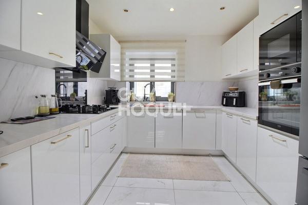Maison Beaucaire 4 pièces 126 m2