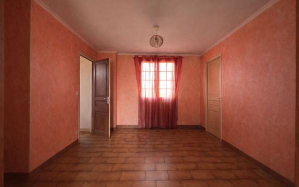 Maison à vendre    6 pièces •  Ormesson-sur-Marne