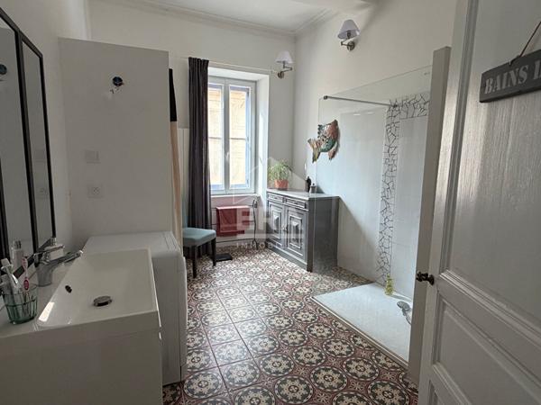 Maison Azille 7 pièce(s) 150 m2