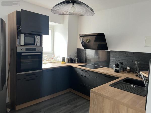 Appartement à vendre à Guingamp dans les Côtes-d'Armor (22200), ref : 22064-1206