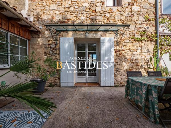 Charmante maison en pierre au coeur de Guitres