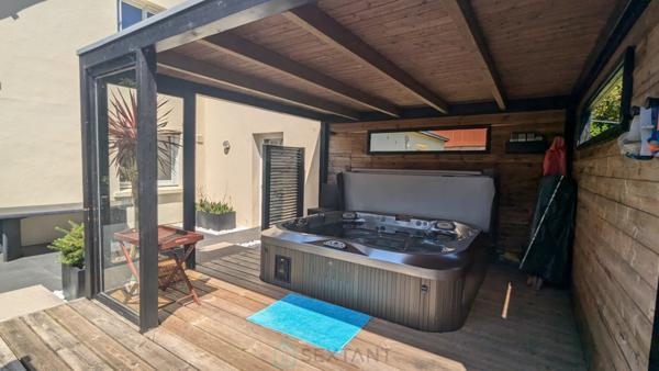 Maison de campagne avec prés, forêt privée, jacuzzi & potentiel de gîtes