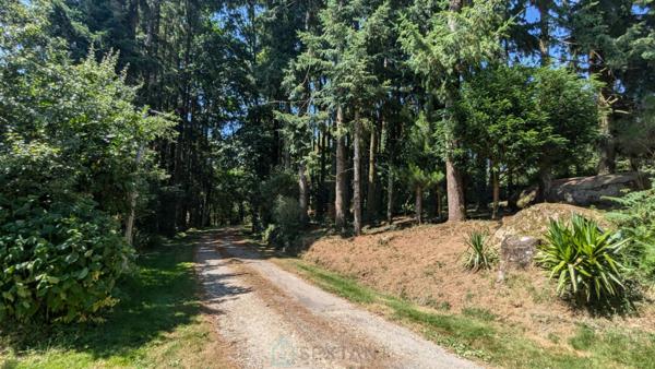 Maison de campagne avec prés, forêt privée, jacuzzi & potentiel de gîtes