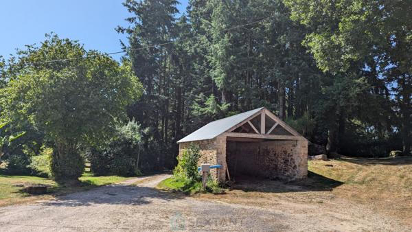 Maison de campagne avec prés, forêt privée, jacuzzi & potentiel de gîtes