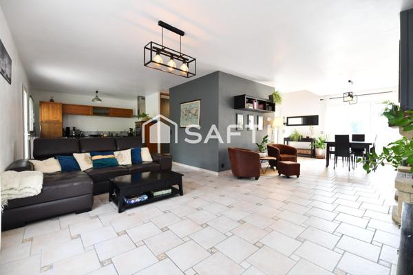 Belle maison familiale moderne prête à habiter!