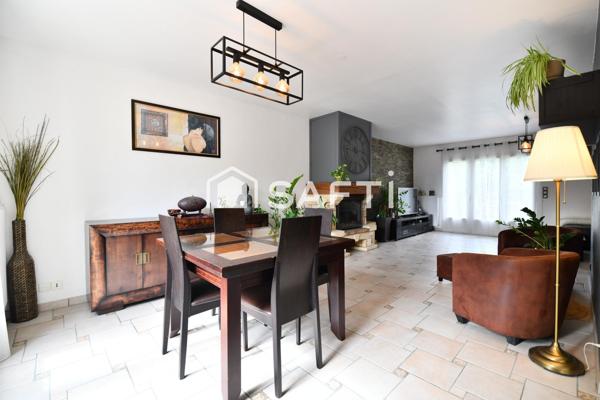 Belle maison familiale moderne prête à habiter!