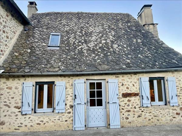 Maison à vendre |  Monceaux-sur-Dordogne |  8 pièces | 247 m²