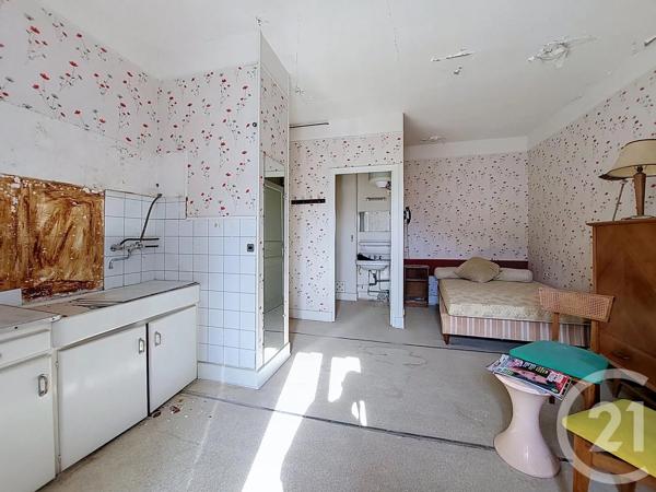 Appartement F1 à vendre  1 pièce - 19 m 2   VITTEL  - 88