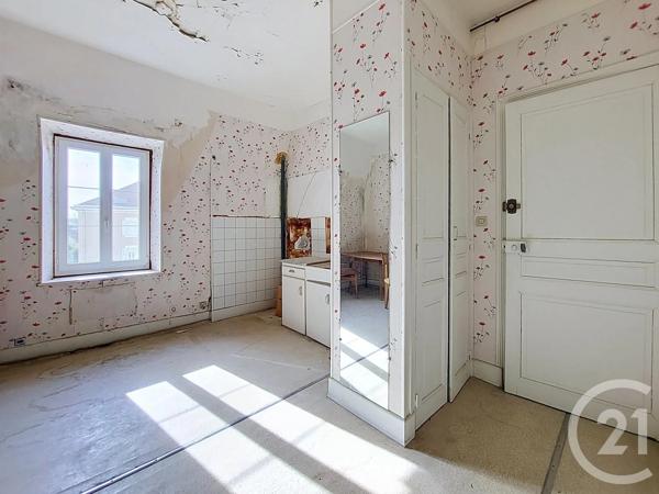 Appartement F1 à vendre  1 pièce - 19 m 2   VITTEL  - 88