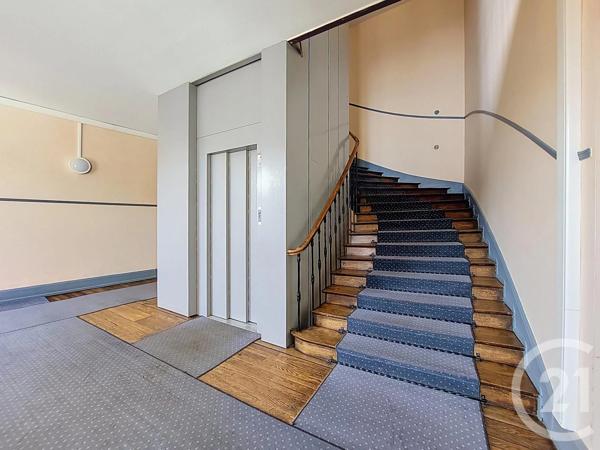 Appartement F1 à vendre  1 pièce - 19 m 2   VITTEL  - 88