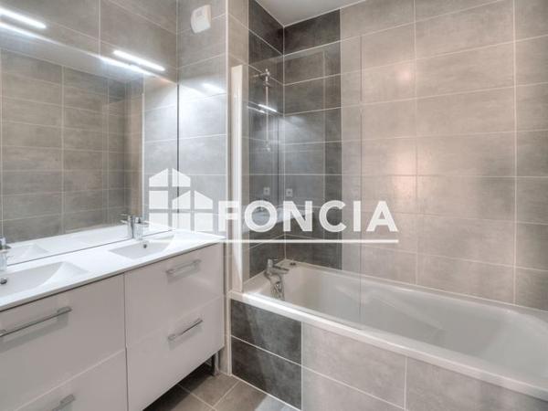 À vendre Appartement 3 pièces 69 m² - Divonne-les-bains 01220