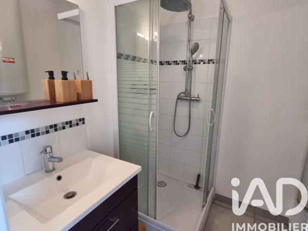 Location maison 4 pièces 93 m² Villeneuve-les-Corbières