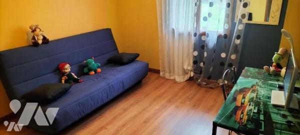 EXCLUSIVITE LMBS. A seulement 5 min de Melle! Coup de coeur pour ce plain pied familial atypiqu...