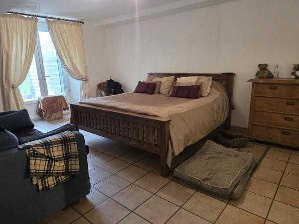 Maison à vendre à Château-Gontier-sur-Mayenne en Mayenne (53200), ref : 53073-1723