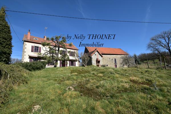 Dontreix (23700) Dépt.23. DONTREIX, ANCIEN CORPS DE FERME en pierre, 7 pièces, dépendances, terrain de 8 774 m2