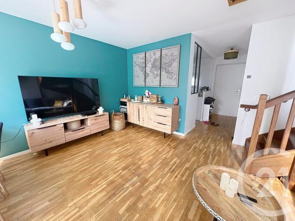 Appartement F3 à vendre  3 pièces - 60,77 m2 LE KREMLIN BICETRE - 94