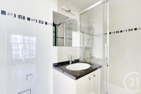 Appartement F2 à vendre  2 pièces - 40 m2 PARIS - 75015