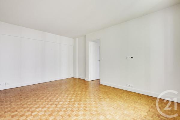 Appartement F2 à vendre  2 pièces - 40 m2 PARIS - 75015