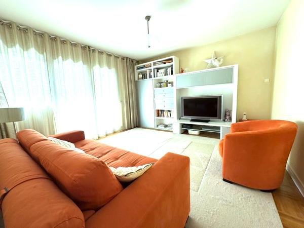 CALUIRE ET CUIRE APPARTEMENT 131 M2 AVEC VUE IMPRENABLE