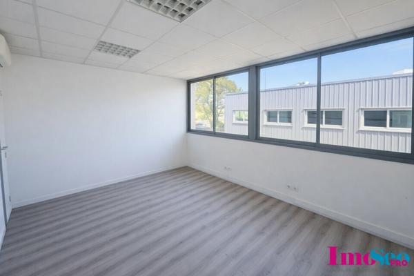 BUREAUX à LOUER