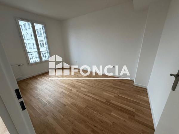 Location Appartement 2 pièces 43.15 m² - 79 RUE DU GENERALE DE GAULLE Champigny Sur Marne 94500