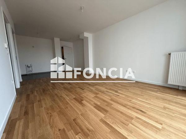 Location Appartement 2 pièces 43.15 m² - 79 RUE DU GENERALE DE GAULLE Champigny Sur Marne 94500