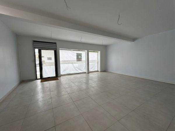 Local commercial Saint Nazaire 72.03 m2