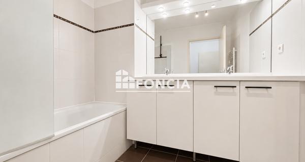 À vendre Appartement 3 pièces 72.31 m² - Nîmes 30900