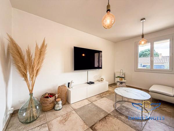 Maison 227 m2 sur terrain 1090 m2.