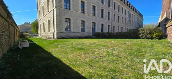 Location appartement 2 pièces 48 m² Laon