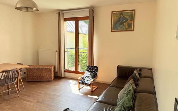 Appartement à vendre    2 pièces • 53,40 m2 Le Raincy