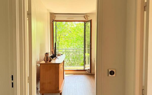 Appartement à vendre    2 pièces • 53,40 m2 Le Raincy