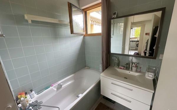 Appartement à vendre    2 pièces • 53,40 m2 Le Raincy