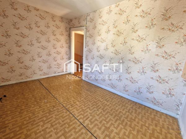 Maison semi individuelle à rénover