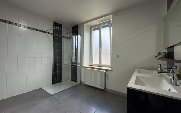 Maison à vendre    4 pièces •  Le Thillot