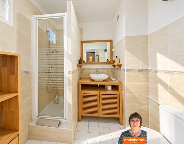 Appartement à vendre T2 cabine lumineux avec loggia LE GRAU DU ROI (30)