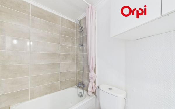 Appartement à louer    3 pièces •  Bernay