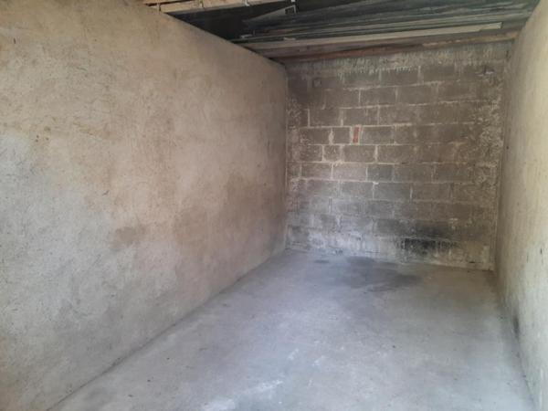 Location Parking - 10 m² (réf : 478037)