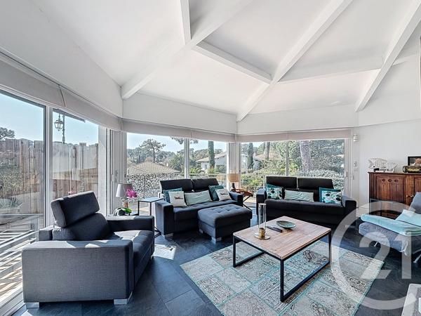 Maison à vendre  5 pièces - 134 m 2   ARCACHON  - 33