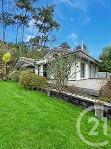 Maison à vendre  5 pièces - 134 m 2   ARCACHON  - 33