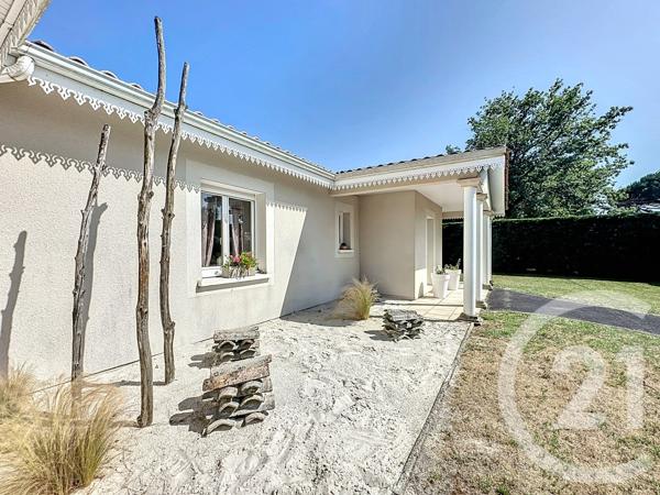 Maison à vendre  5 pièces - 134 m 2   ARCACHON  - 33