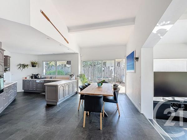 Maison à vendre  5 pièces - 134 m 2   ARCACHON  - 33