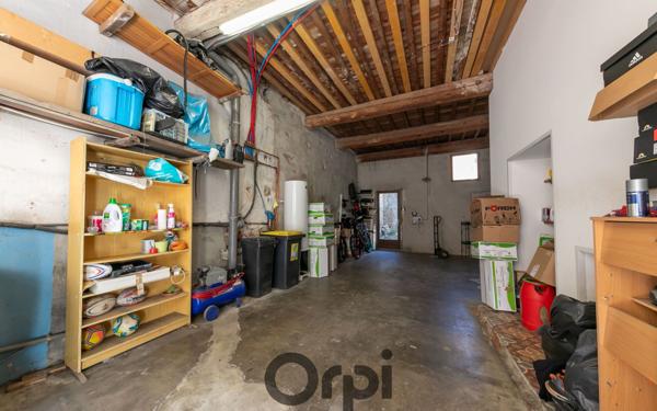 Maison à vendre    3 pièces •  Estagel