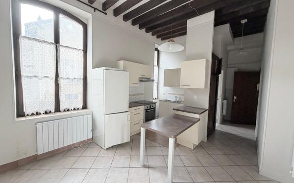 Appartement à louer    1 pièce •  Triel-sur-Seine